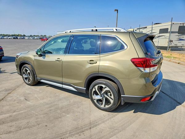 2023 SUBARU FORESTER