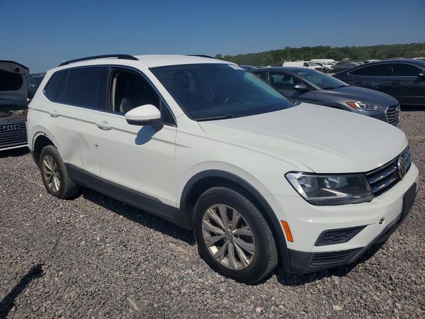 2018 VOLKSWAGEN TIGUAN SE, SEL