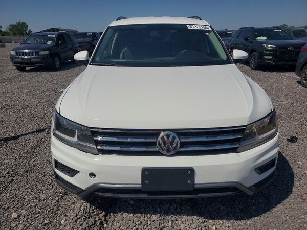 2018 VOLKSWAGEN TIGUAN SE, SEL