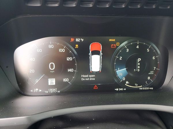 2016 VOLVO XC90 SV42 Momentum — ODOM