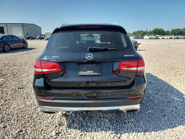 2019 MERCEDES-BENZ GLC GLC 300-4M