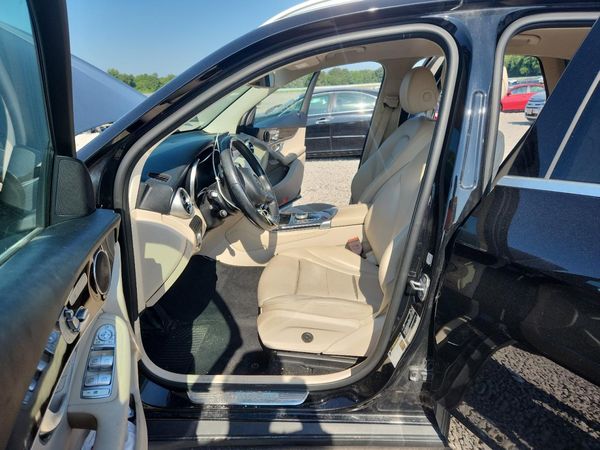 2019 MERCEDES-BENZ GLC GLC 300-4M