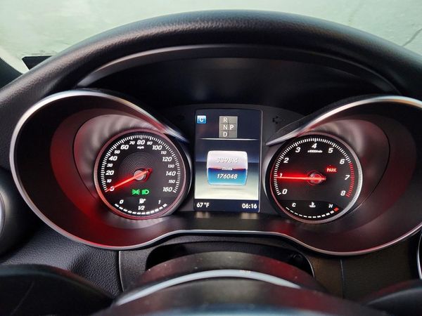 2018 MERCEDES-BENZ C C300