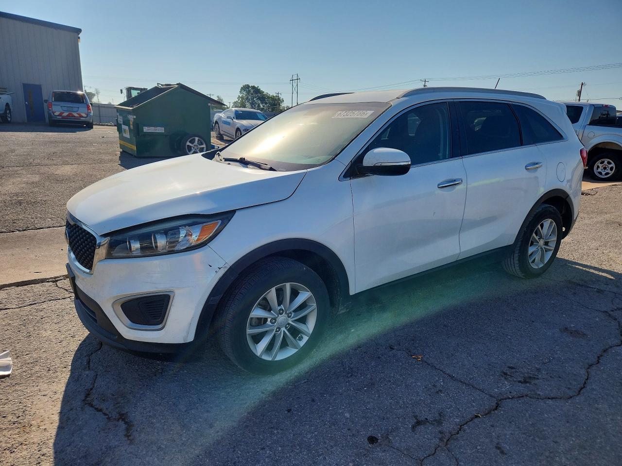 2017 KIA SORENTO L, LX