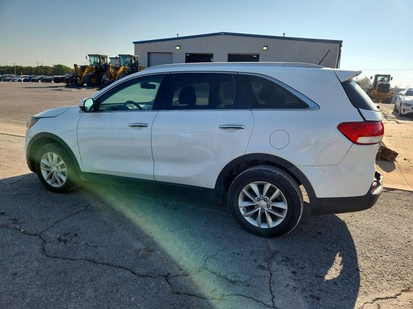 2017 KIA SORENTO L, LX