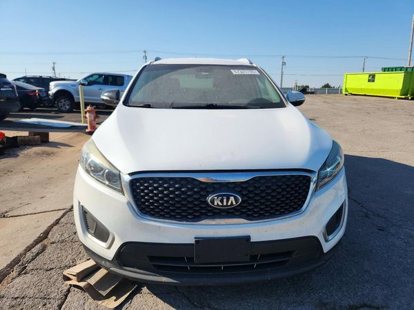 2017 KIA SORENTO L, LX