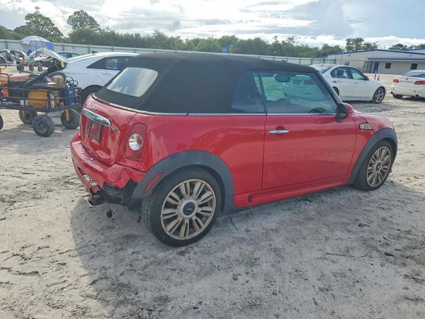 2013 MINI COOPER