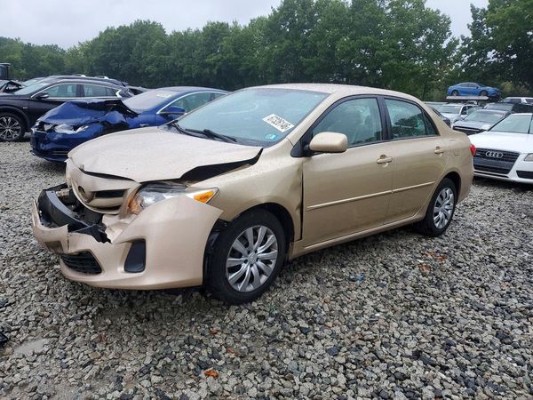 2012 TOYOTA COROLLA