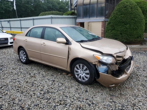 2012 TOYOTA COROLLA