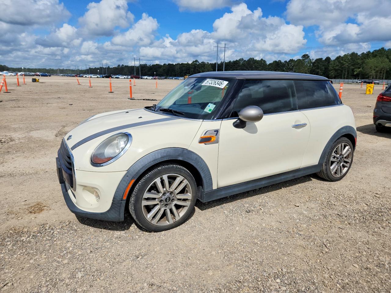 2017 MINI COOPER