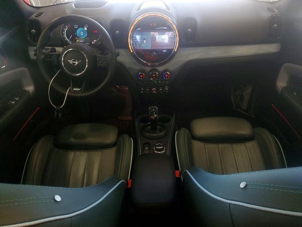 2023 MINI COOPER