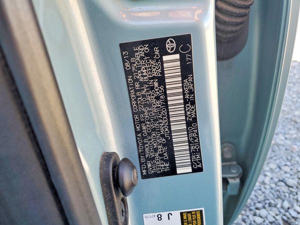 2013 TOYOTA PRIUS
