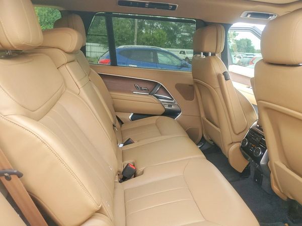 2024 LAND ROVER RANGE ROVER