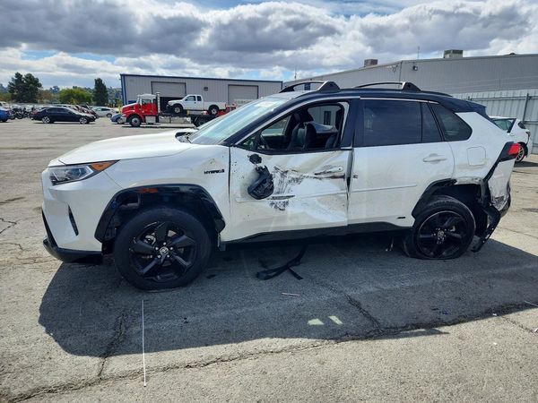 2020 TOYOTA RAV4