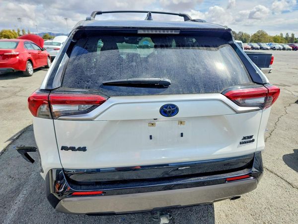 2020 TOYOTA RAV4 XSE HV — DIRR