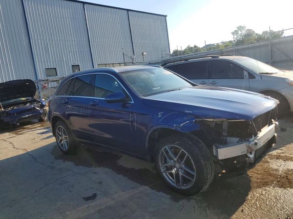 2017 MERCEDES-BENZ GLC GLC300 Base-4M