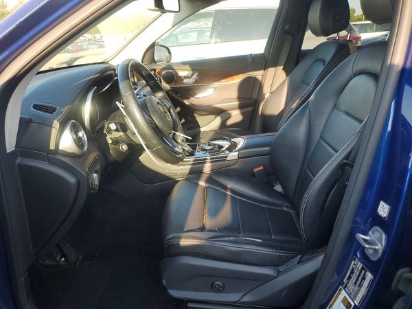 2017 MERCEDES-BENZ GLC GLC300 Base-4M