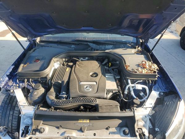 2017 MERCEDES-BENZ GLC GLC300 Base-4M