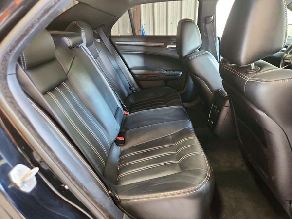 2015 CHRYSLER 300