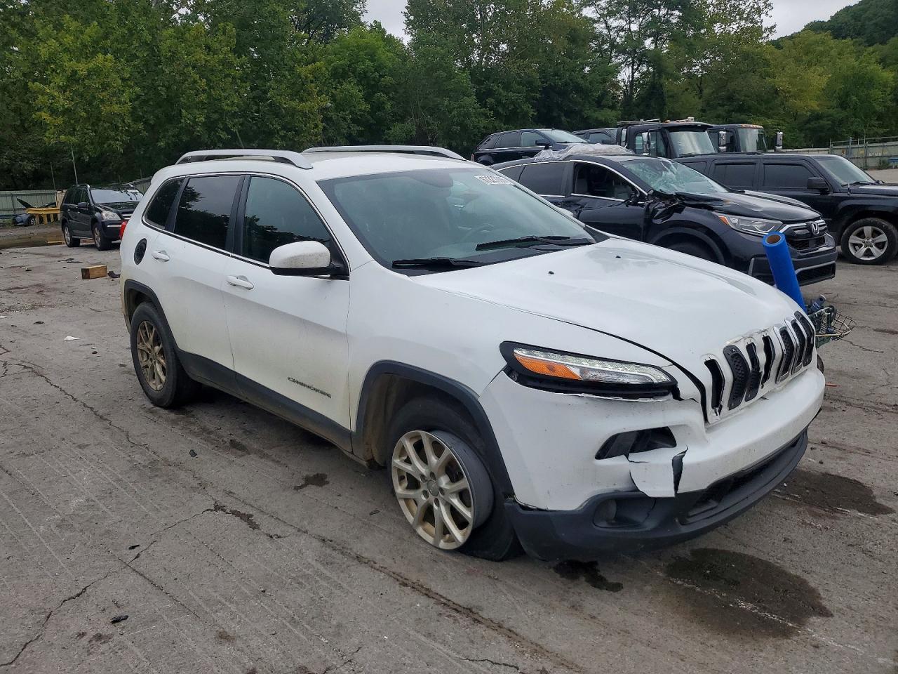 2015 JEEP CHEEROKE Latitude