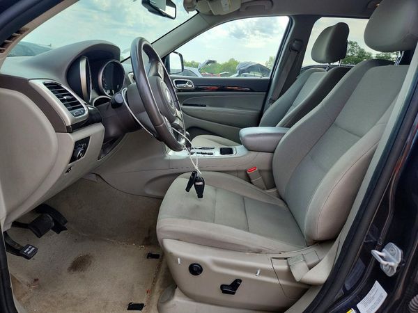 2013 JEEP GRAND CHER Laredo — DENT