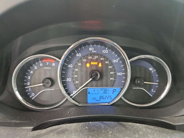 2016 TOYOTA COROLLA