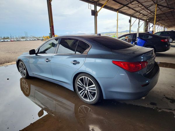 2016 INFINITI Q50