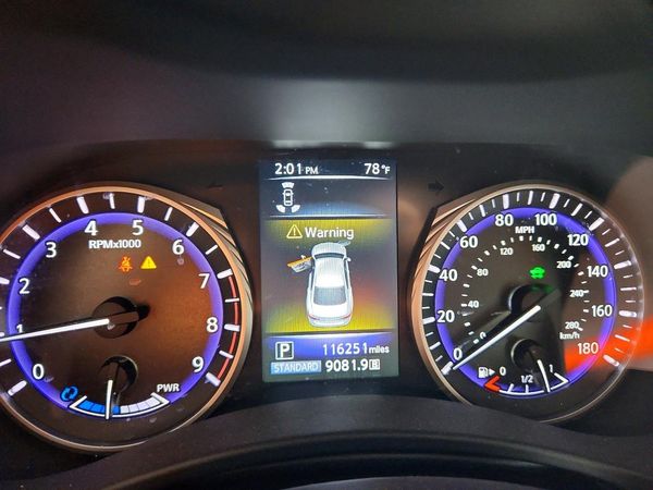 2016 INFINITI Q50