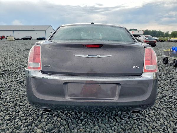 2013 CHRYSLER 300 Base
