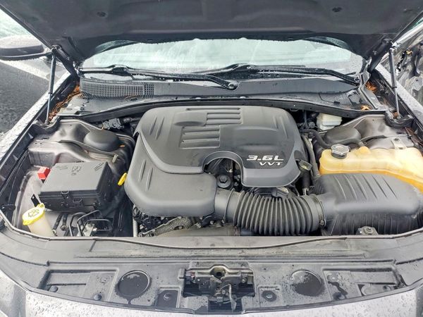 2013 CHRYSLER 300 Base