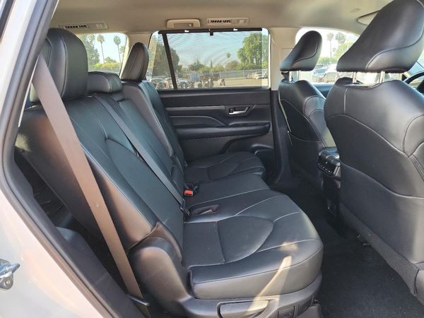 2024 TOYOTA GRAND HIGHLANDER