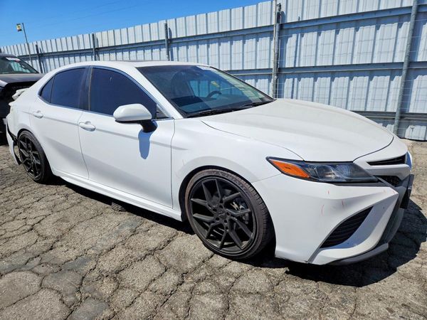 2020 TOYOTA CAMRY