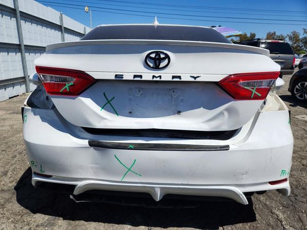 2020 TOYOTA CAMRY