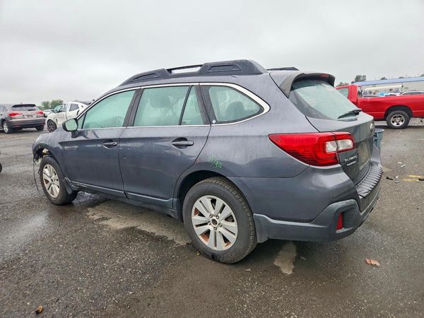 2018 SUBARU OUTBACK Base