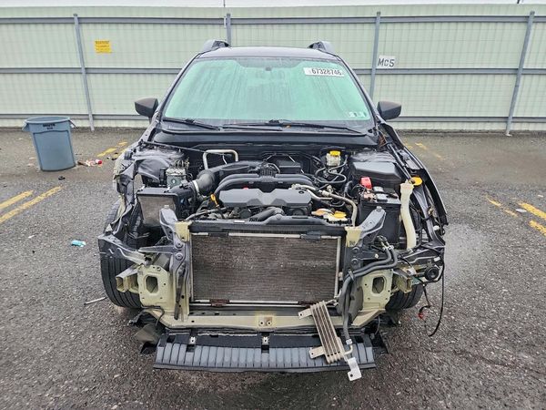 2018 SUBARU OUTBACK Base