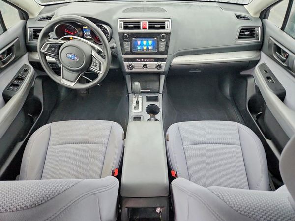 2018 SUBARU OUTBACK Base