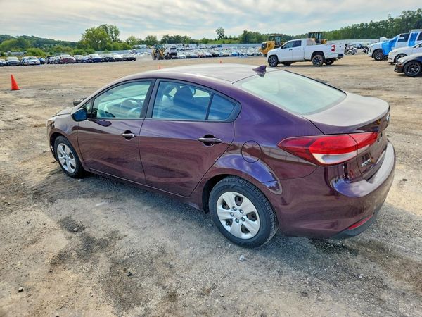 2017 KIA FORTE LX Base