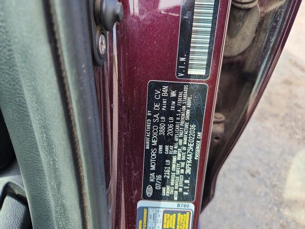 2017 KIA FORTE LX Base