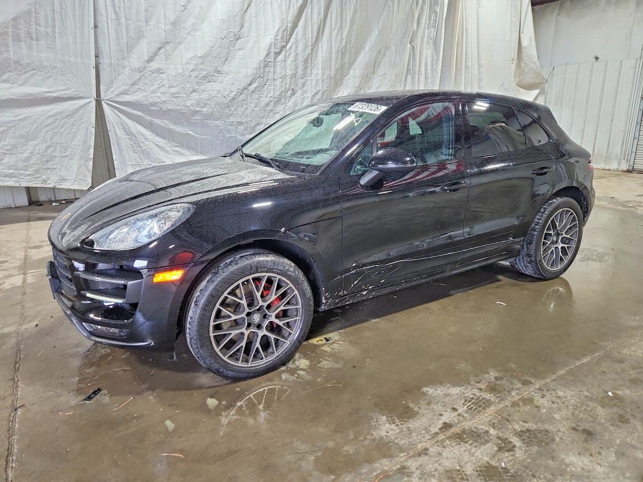2017 PORSCHE MACAN