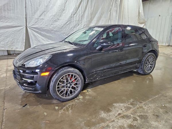 2017 PORSCHE MACAN