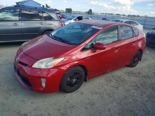 2013 TOYOTA PRIUS