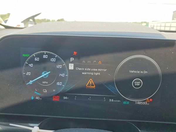 2023 KIA NIRO