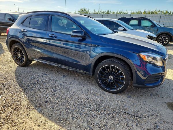 2019 MERCEDES-BENZ GLA