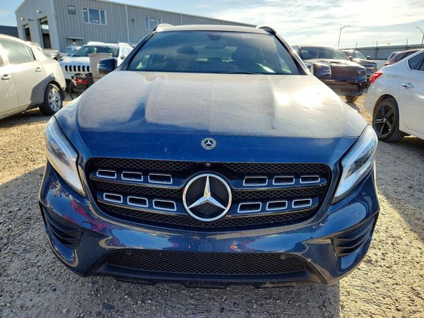 2019 MERCEDES-BENZ GLA
