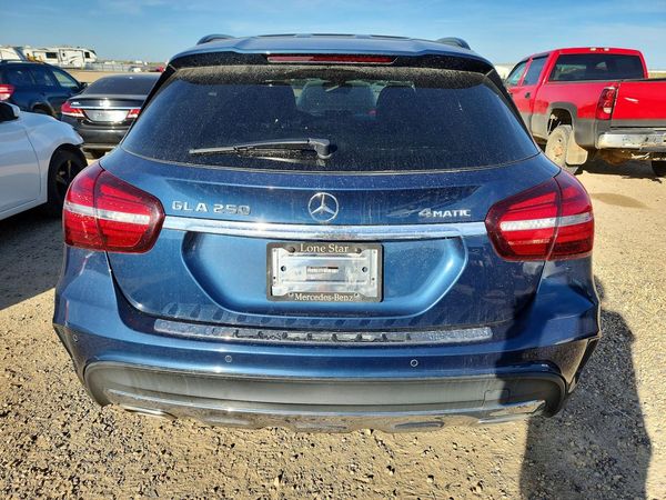 2019 MERCEDES-BENZ GLA