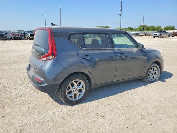 2022 KIA SOUL