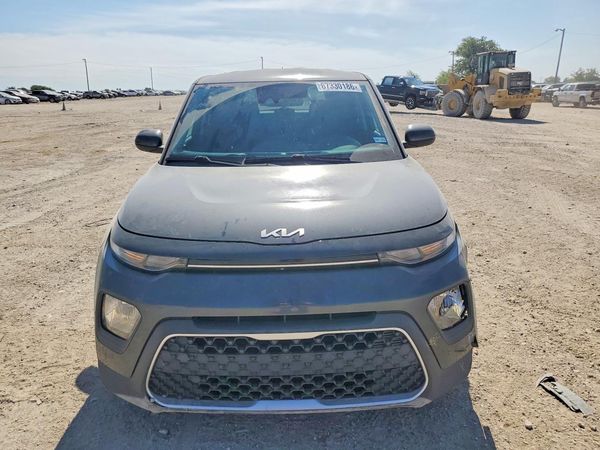 2022 KIA SOUL