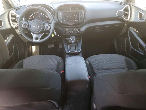 2022 KIA SOUL