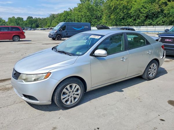 2013 KIA FORTE