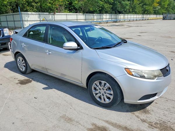 2013 KIA FORTE EX